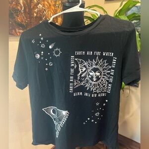 Earth, Air, Fire, water t shirt size medium